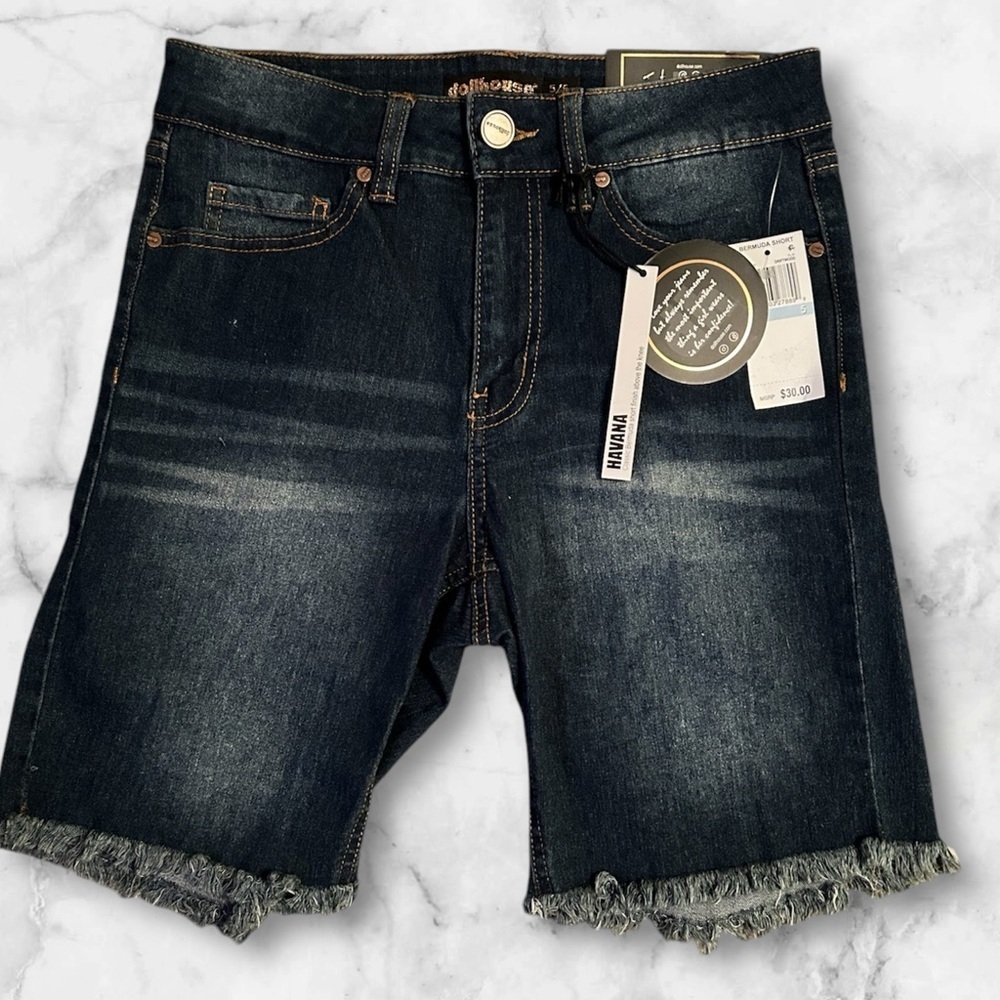 Dollhouse Havana Bermuda dark wash denim shorts Sz 5/6 nwt 010